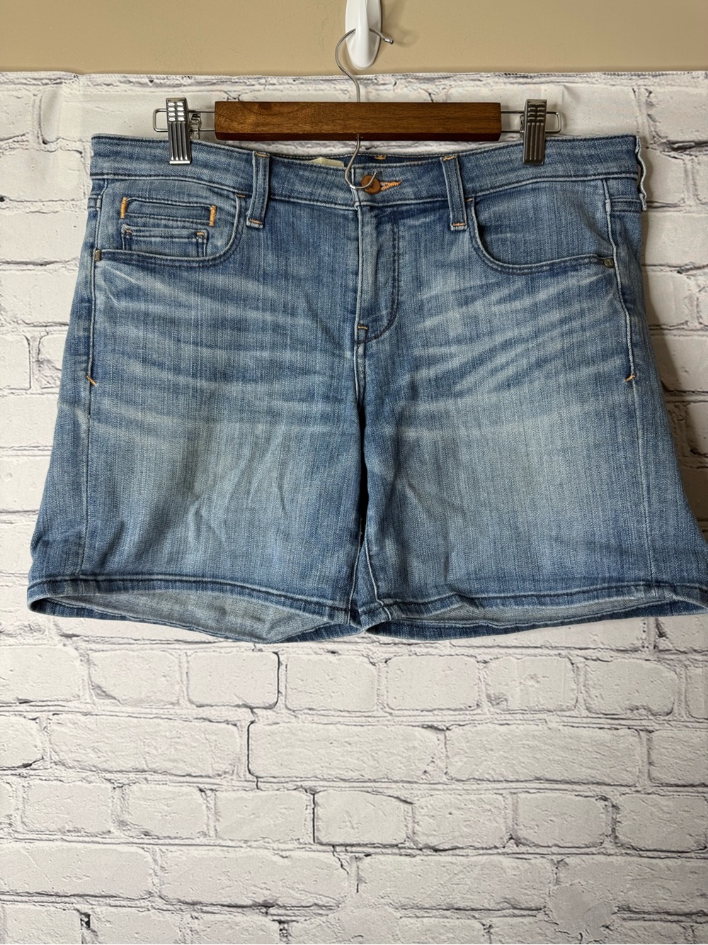 Pilcro and the letter press denim jean shorts 29